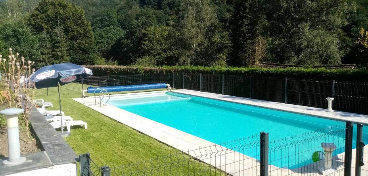 Auberge Le Vieux Moulin Poupehan Dış mekan fotoğraf